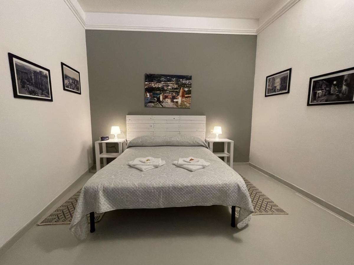 #Garibaldi 05 - Old Town Appartement Olbia Buitenkant foto